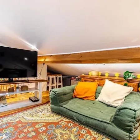 Daire Beautiful & Central Loft